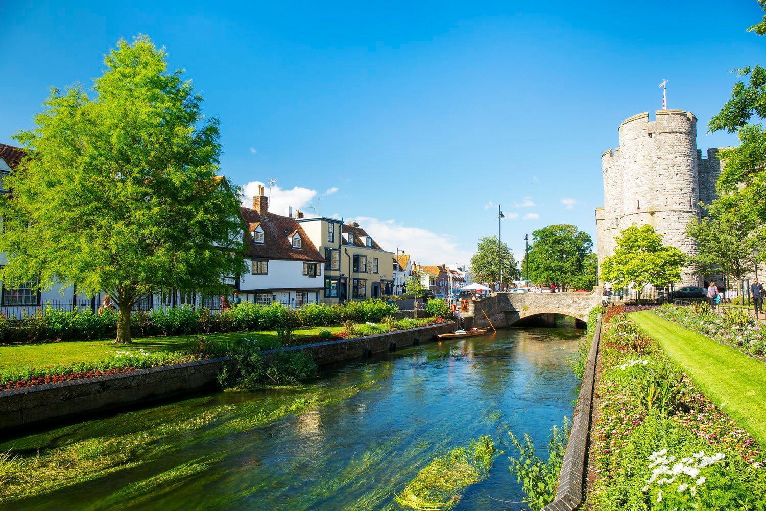 Luxury 2 Bedroom City Centre Apartment - Secure Parking - Amazing Location! Canterbury Bagian luar foto